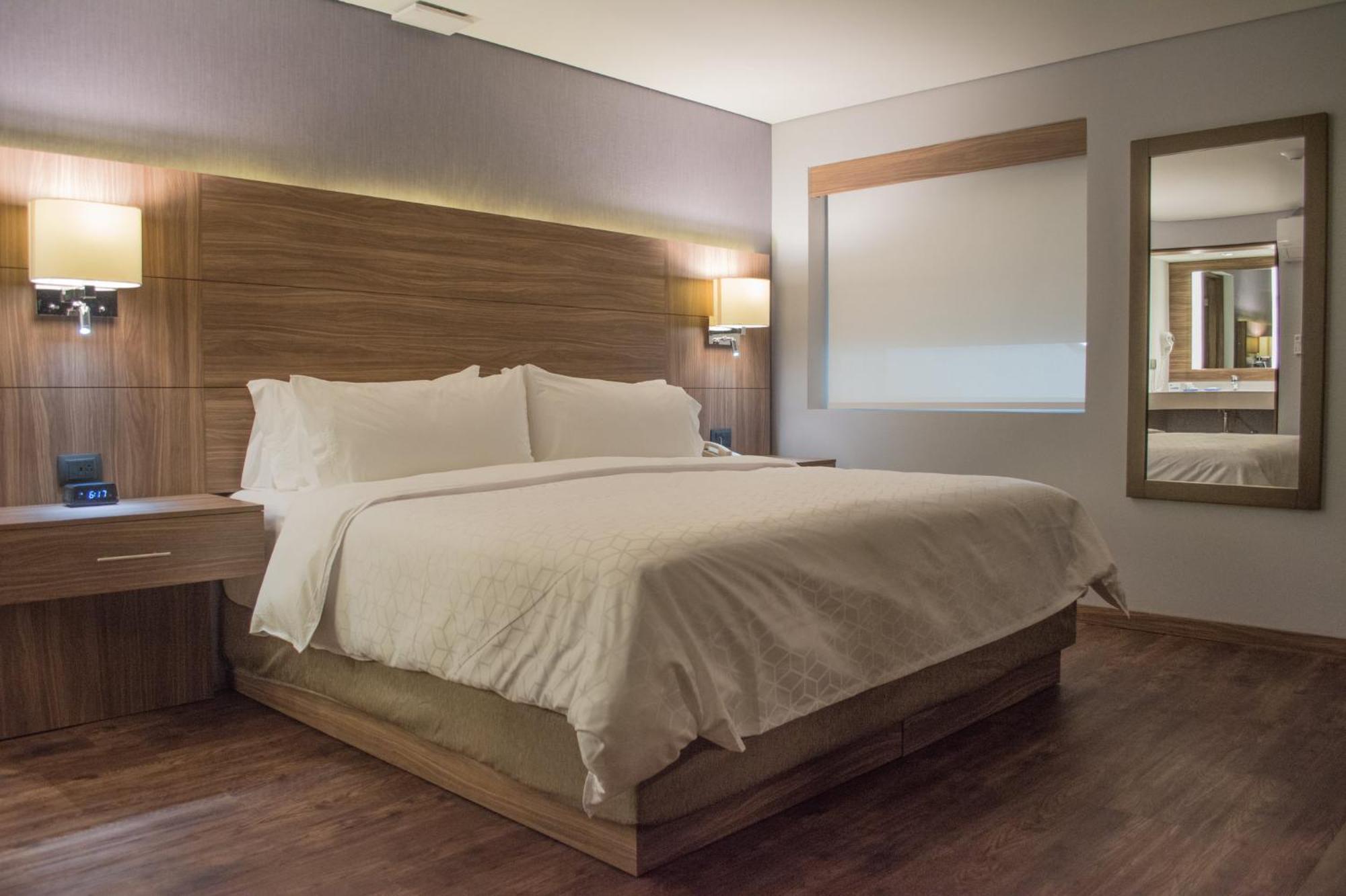 Holiday Inn Express Morelia By Ihg Esterno foto