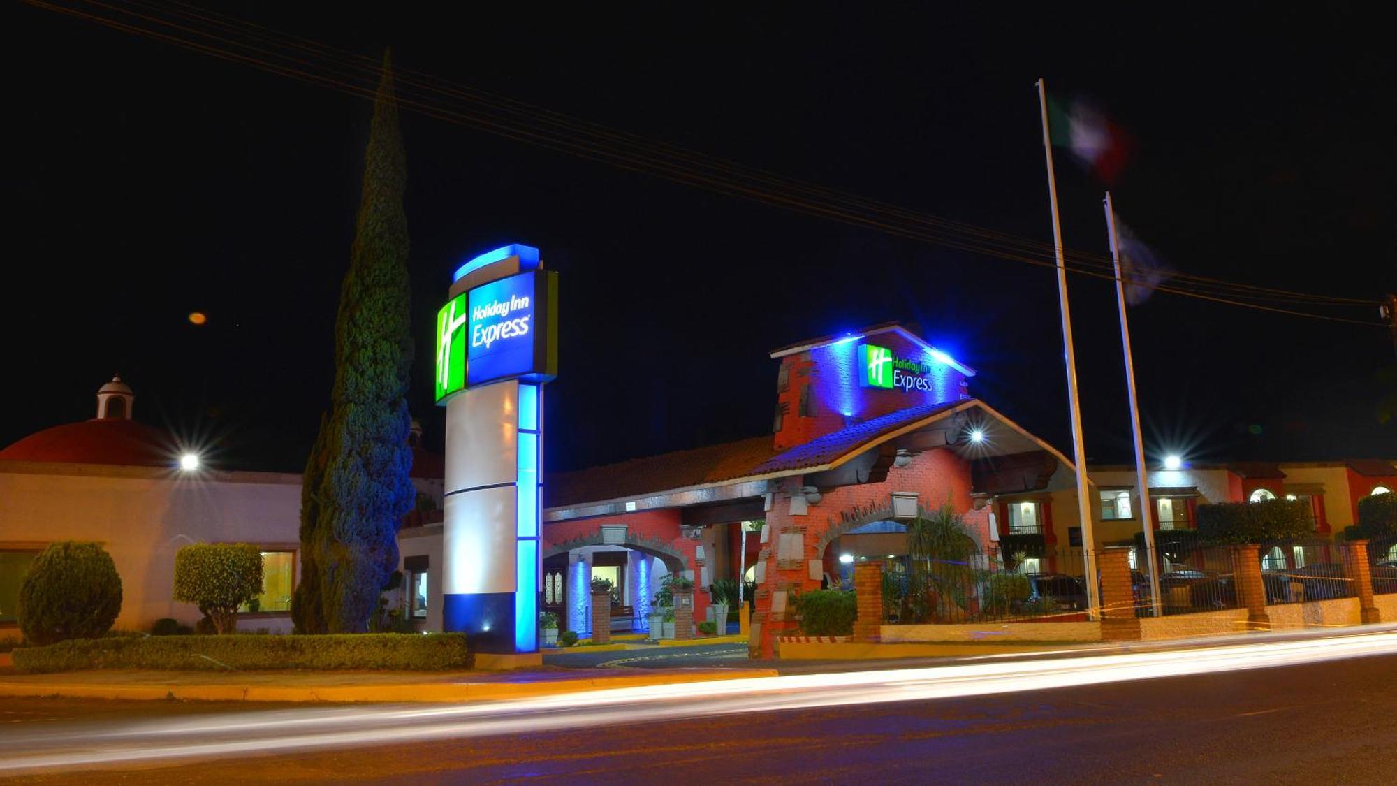 Holiday Inn Express Morelia By Ihg Esterno foto