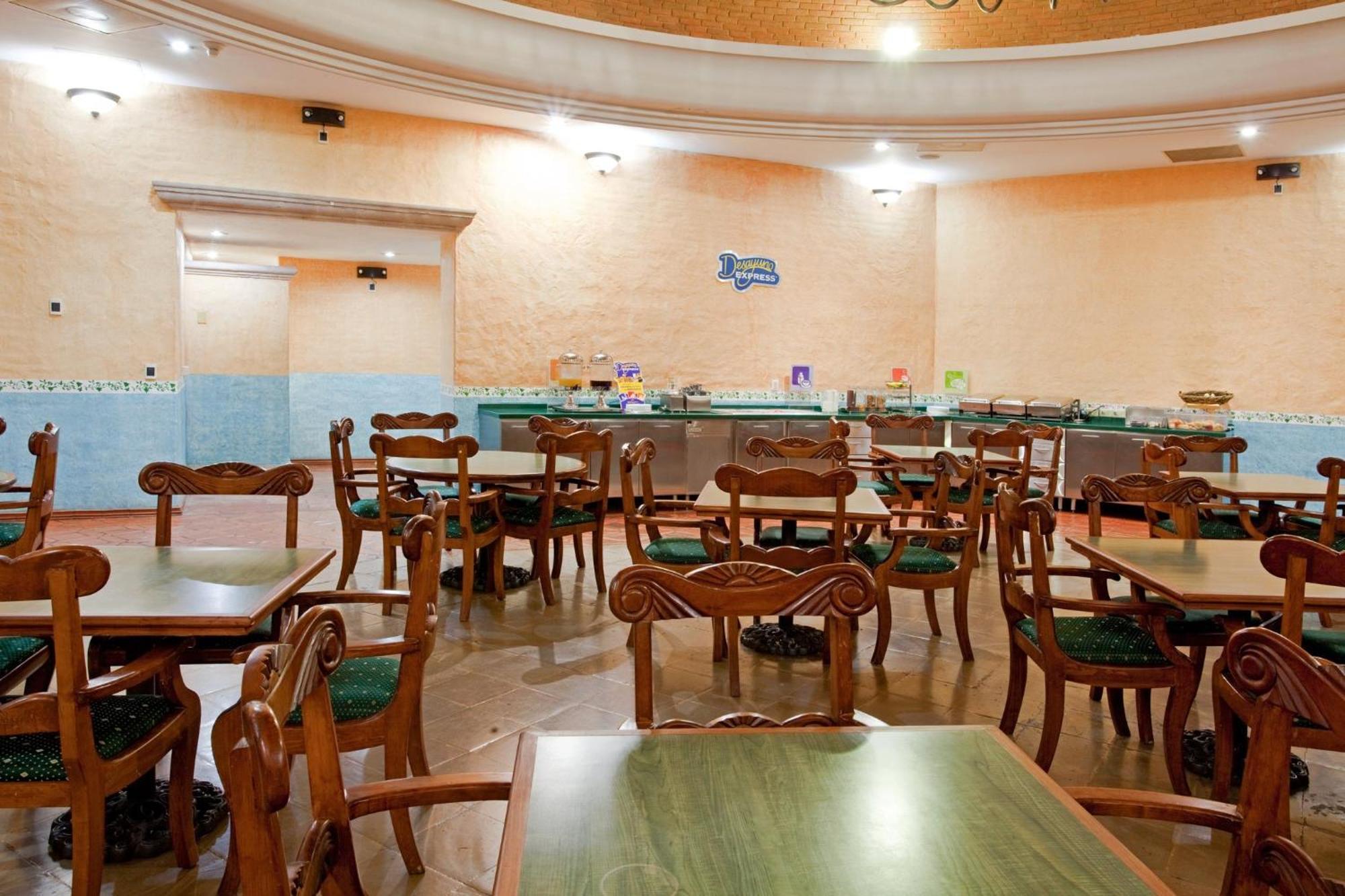 Holiday Inn Express Morelia By Ihg Esterno foto